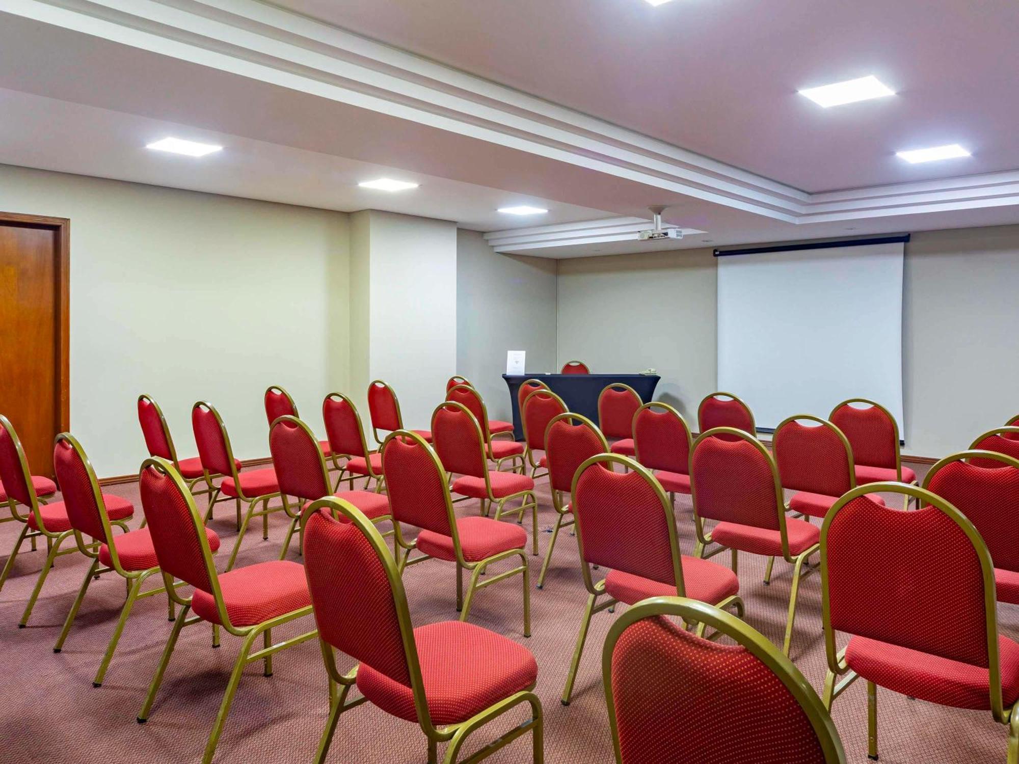Mercure Curitiba Golden Hotel Buitenkant foto