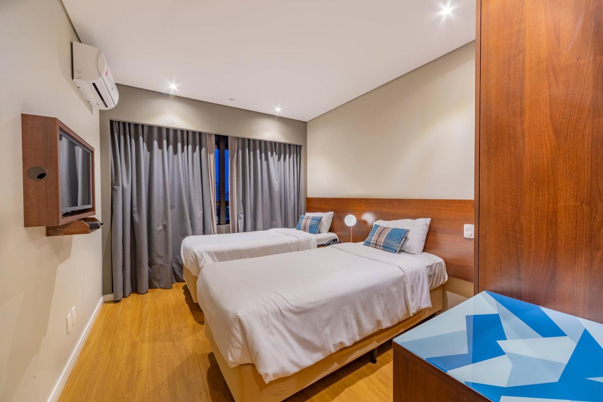 Mercure Curitiba Golden Hotel Buitenkant foto